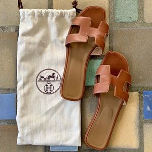Hermès brown leather sandals size 39
